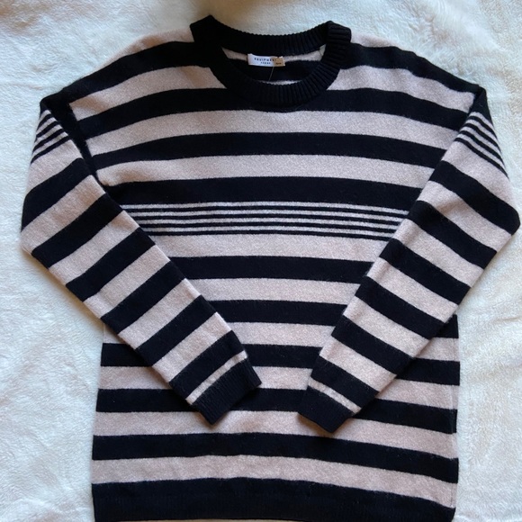 Equipment Femme Stripped 100% Cashmere Sweater - Picture 2 of 8